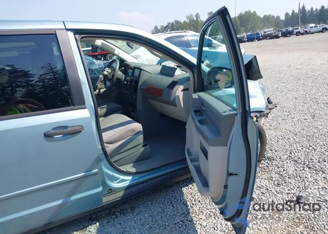 2008 Chrysler Town & Country Lx из США, поврежденный, VIN 2A8HR44H78R129069